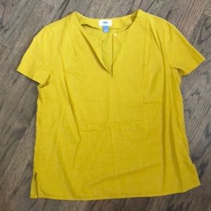 Old Navy top